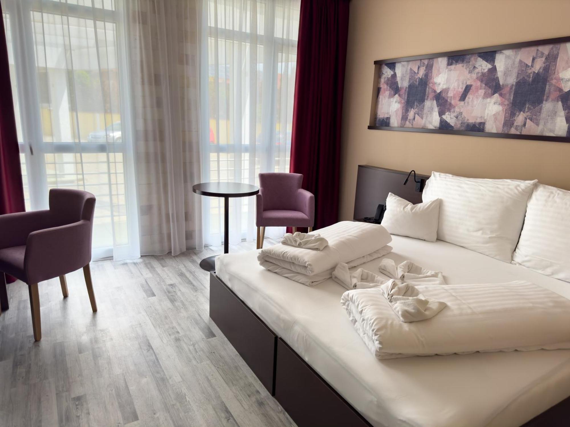 Hotel Aurora Mişcolţ Exterior foto